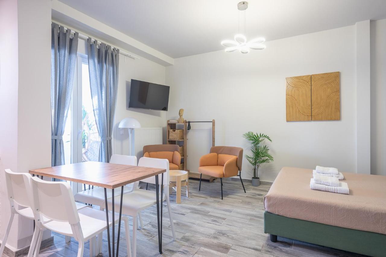 Sunny Studio With Starlight Balcony Atenas Exterior foto